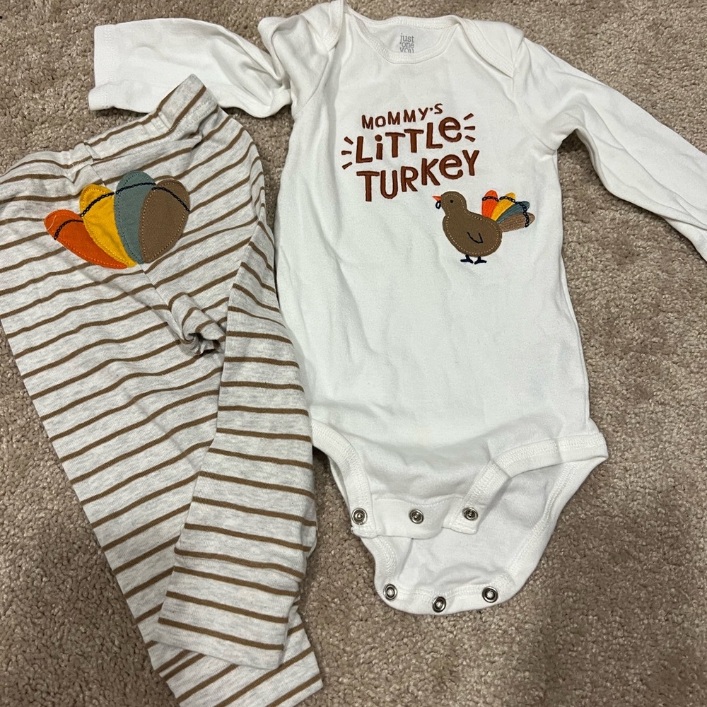 Carter's White and Brown 'Mommy's Little Turkey' Set